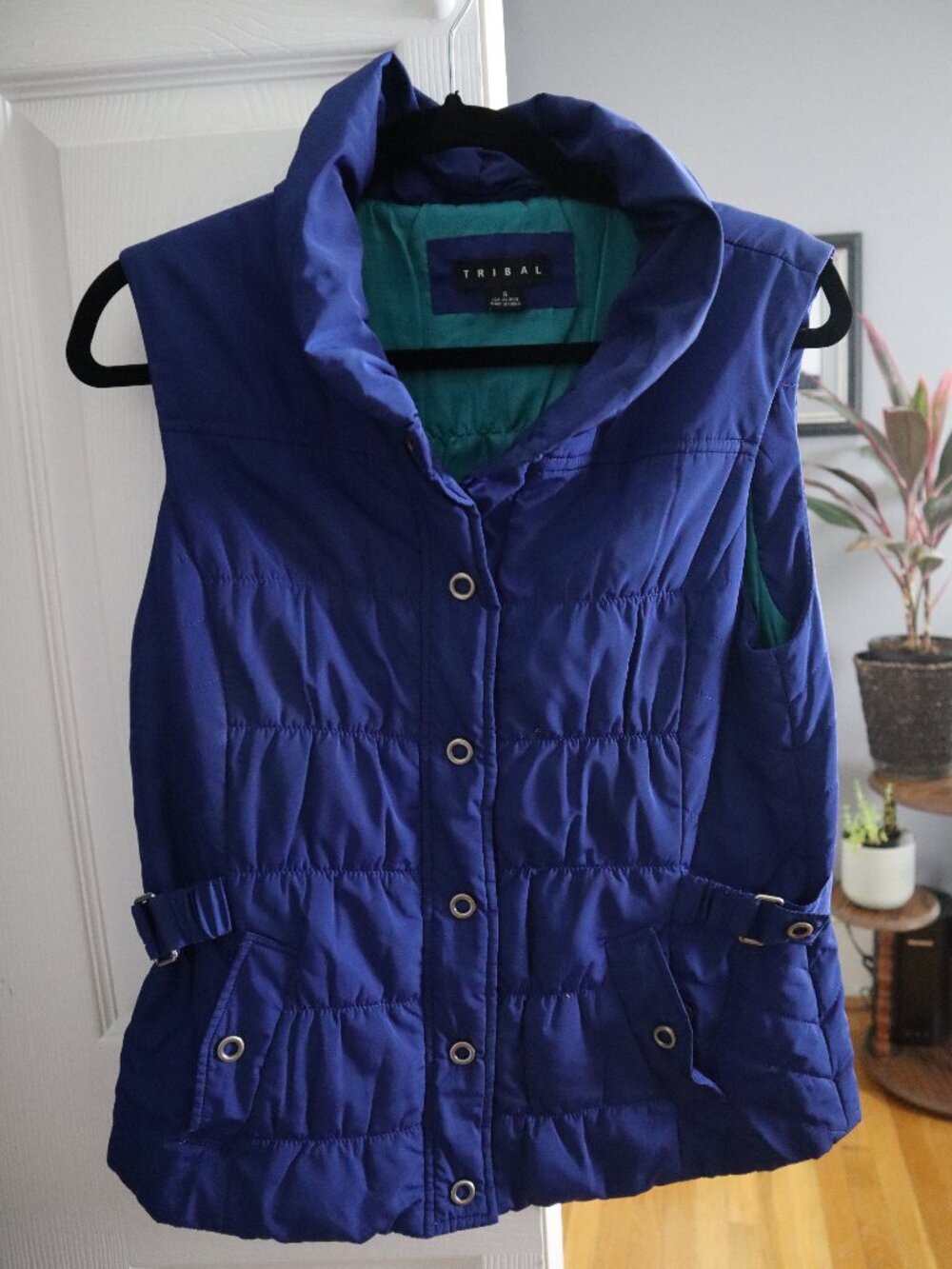 Tribal Brand Quilted Puffer Vest Women Sz Small Royal Blue & Teal Snap Buttons